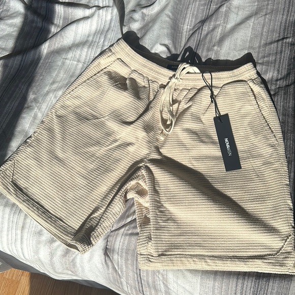 Fashion Nova Corduroy Shorts Men - Picture 1 of 2